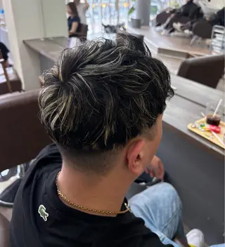 カラー メンズ WEST OLAND 黒坂佳乃のヘアスタイル