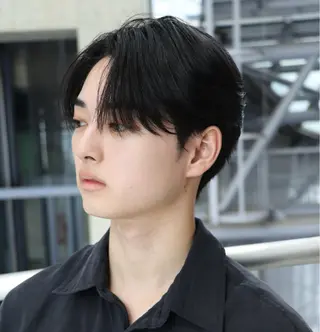 ショート パーマ メンズ 長谷川 隆之介のヘアスタイル