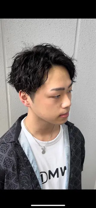 パーマ メンズ 曲がる縮毛矯正 LIBER 岩名のヘアスタイル