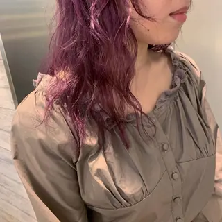 カラー 天野 利咲のヘアスタイル
