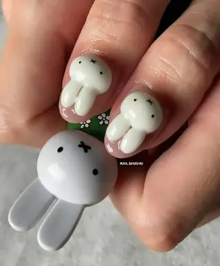 ネイル 3dパーツ/流行り 👧shushu❤️のネイルデザイン