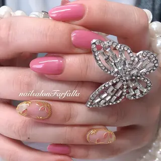 ネイル Farfalla Kieのネイルデザイン