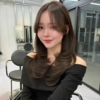 セミロング vivie Madokaのヘアスタイル