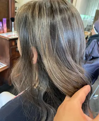 ミディアム カラー ヘアアレンジ Hikari /京都駅美容室のヘアスタイル