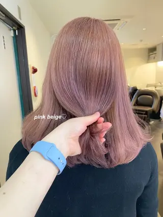 カラー mizuki/ピンク ベージュ.レイヤーのヘアスタイル
