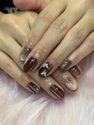 ネイル M Hのネイルデザイン