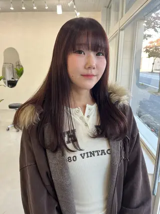 ロング カラー 長山 茉白のヘアスタイル