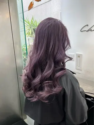 ロング カラー CHERIEブリーチ ダブルカラー 天神のヘアスタイル