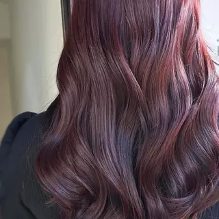 ロング カラー navile momoのヘアスタイル