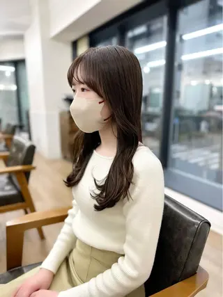 ミディアム カラー パーマ ヘアアレンジ メンズ キッズ ネイル マツエク・マツパ アイブロウ 似合せレイヤー／ 柔らか透明感カラーのヘアスタイル