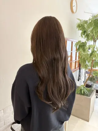 ロング 大西 杏依のヘアスタイル