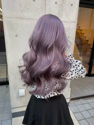ロング カラー 岡留 愛美のヘアスタイル