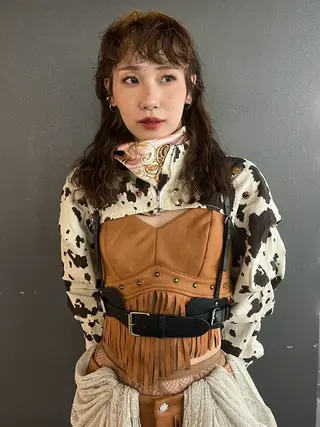 ロング カラー パーマ cana 札幌レイヤースタイルのヘアスタイル