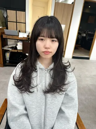 ロング カラー パーマ ヘアアレンジ メンズ キッズ レイヤーカット/ 巻ける縮毛矯正のヘアスタイル