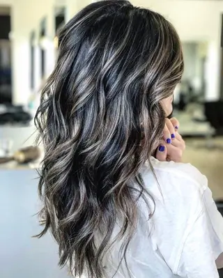 ロング カラー パーマ 大阪レミーエクステ チビ編み込みのヘアスタイル