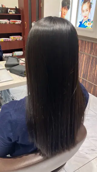 ロング パーマ 奥井 裕志のヘアスタイル