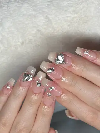 ネイル dimples yuki🎀 ꒷꒦♡のネイルデザイン