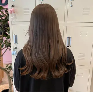 ロング カラー 柔らかいbeige ¦韓国¦🩰マユ🩰のヘアスタイル