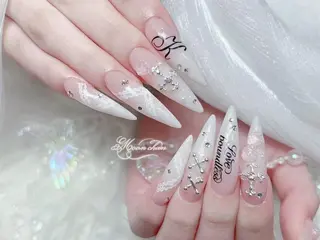 ネイル MochiMochi 🎀新宿/長さ出しのネイルデザイン