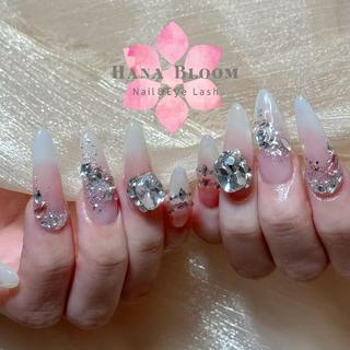 ネイル Hana Bloom Nail 練習モデルのネイルデザイン