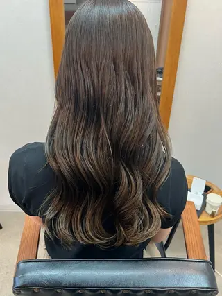ロング カラー YUU💚髪質改善 🤎ダブルカラー✨のヘアスタイル