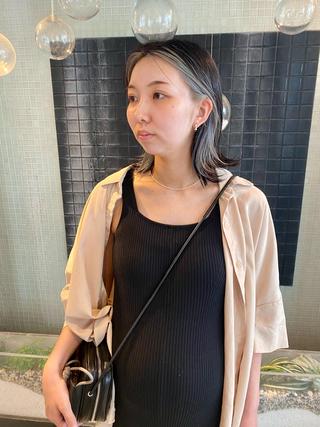 ミディアム 横地 凌のヘアスタイル