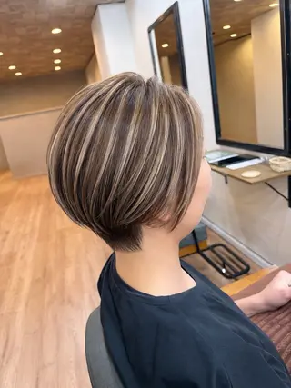 ショート カラー 野呂 隼人のヘアスタイル