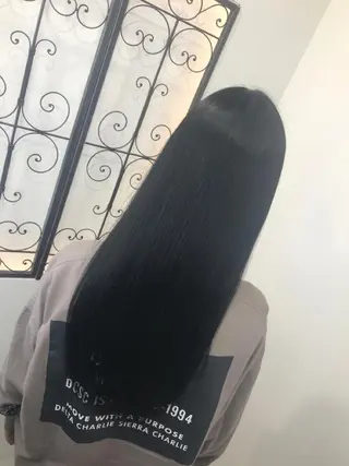 ロング カラー AVANCE 長尾 尚悟のヘアスタイル