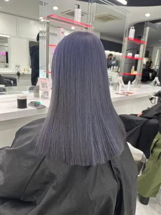 ミディアム カラー ヘアアレンジ 🪞official THREE 横浜🎀のヘアスタイル