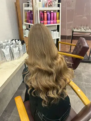 ロング カラー 🌺U-topia 🌺井出萌菜🌺のヘアスタイル