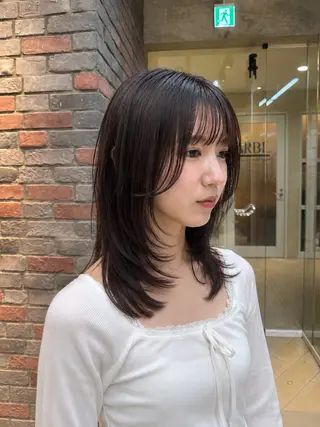 ミディアム カラー グレージュカラー 吉川慶斗のヘアスタイル