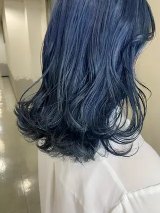 セミロング 吉村 夏椰のヘアスタイル