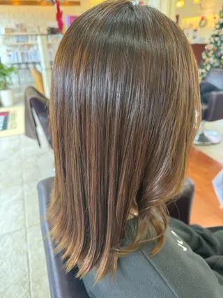 ミディアム 端野七海 縮毛矯正のヘアスタイル