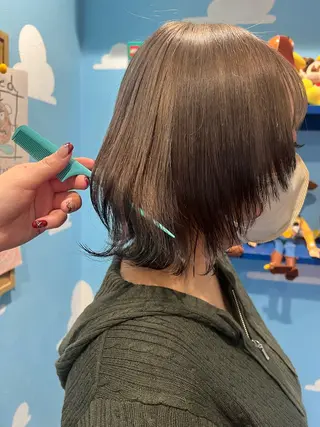 ミディアム カラー 🌟横田 千波🌟のヘアスタイル