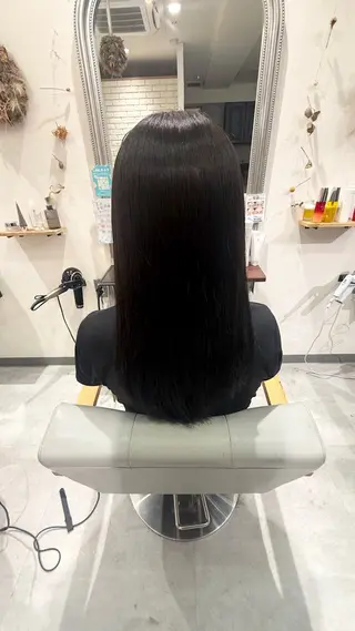 ロング 髪質改善unjour みゆうのヘアスタイル
