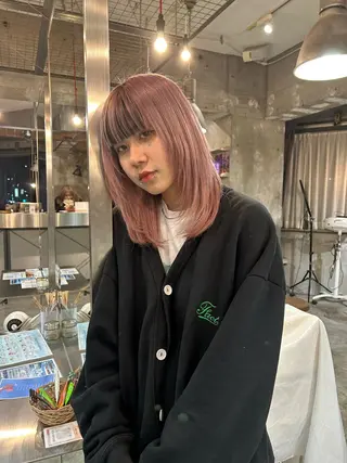セミロング カラー 海外レイヤー /NAGISAのヘアスタイル