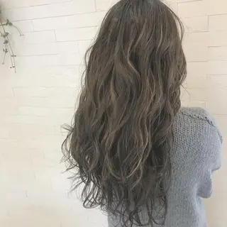 ロング カラー ハイライト✖️ 暗髪🤎Nahoのヘアスタイル