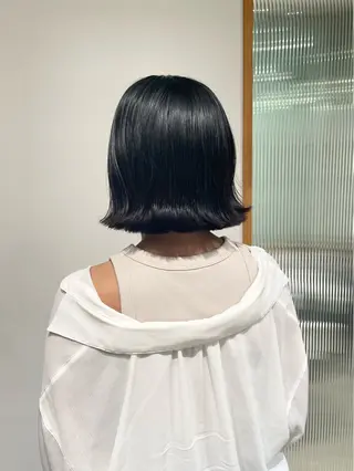 ショート カットパーマモデル 山中 遥のヘアスタイル