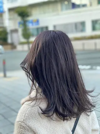 セミロング カラー 髪質改善 大内翔太のヘアスタイル