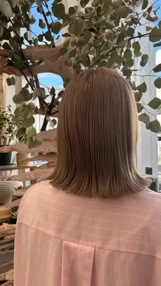 カラー TEMIL HAIR 彩香のヘアスタイル