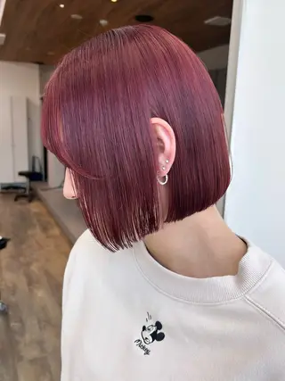 ショート カラー Ayame / ハイトーンカラーのヘアスタイル