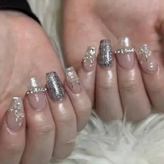 ネイル Azusa🩵 ネイル💅🏻南森町のネイルデザイン