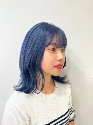 ミディアム カラー ハイトーンカラー シールエクステのヘアスタイル