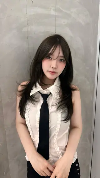 ロング カラー 上品モテヘア🩶 karen🩶のヘアスタイル