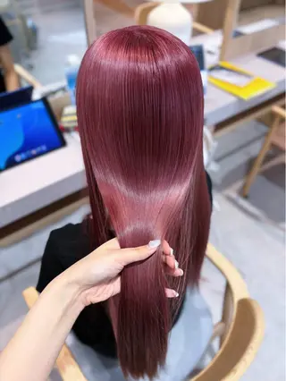 ロング カラー merc.谷本 澪のヘアスタイル