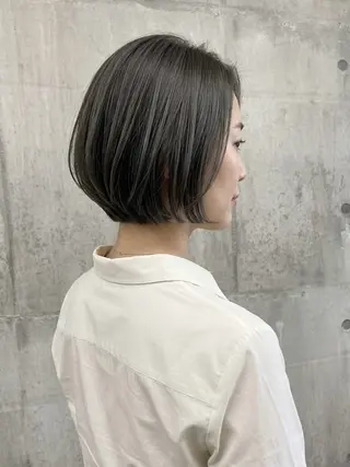 ショート カラー 田中 沙也香のヘアスタイル