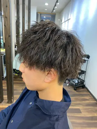 ショート パーマ メンズ 堀 広夢のヘアスタイル