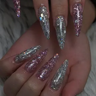 ネイル RUNWAY 　　のネイルデザイン