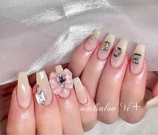 ネイル ✨Nailsalon Vi+✨のネイルデザイン
