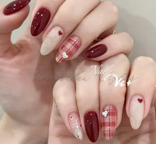 ネイル ✨Nailsalon Vi+✨のネイルデザイン
